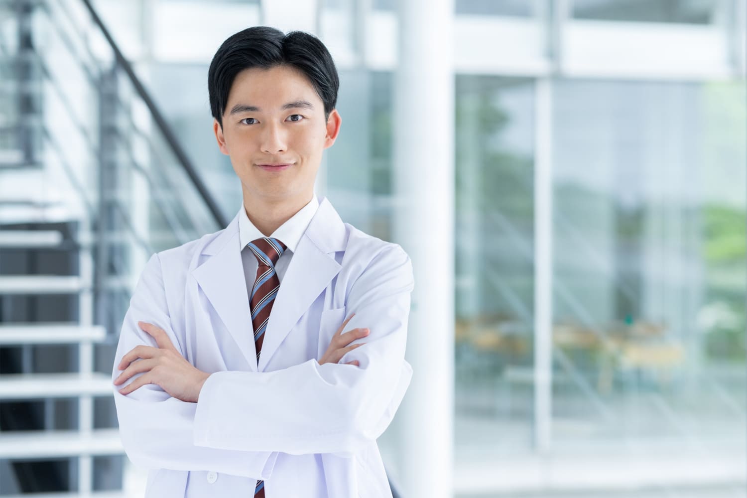 院長｜沼津｜形成外科・皮膚科・美容外科｜肌とかたちのクリニック