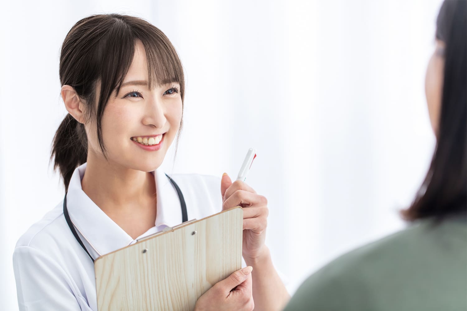 オープニングスタッフ求人｜沼津｜形成外科・皮膚科・美容外科｜肌とかたちのクリニック